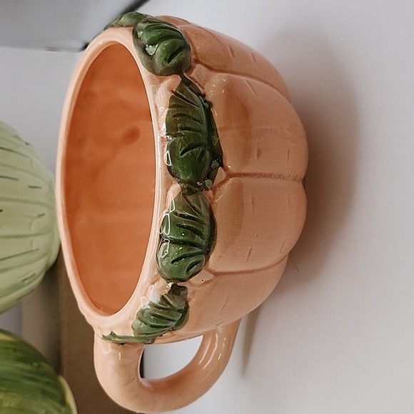 Vintage Ceramic Vegetable Soup Mugs 4 Count 6.25" X 3.75" - Picture 5 of 16